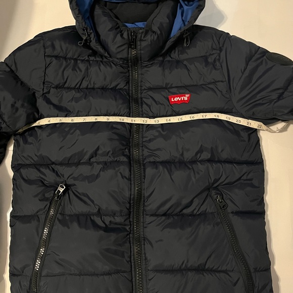 - Men’s Levi’s Puffer Jacket - Picture 3 of 12